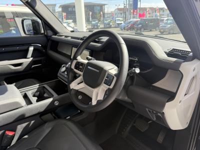 �f�B�t�F���_�[�@�V�����Îԁ@110S D300�ް���300������!3L�ި�������޴ݼ�݂�8��AT�𓋍ڡ���ʑ����Ł�����������޸ײҰ��߯�(ܲ�߰�ޱ���������˰���˰��������)��20�����Ё�ڻް����ܰ���&˰���Ȃǂ̂ق����13.1�����ށ�360����ׁ�ڰ�ް�ٰ��C��LEDͯ��ײĂ��t���Ă��܂��