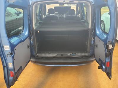 �J���O�[�@�V�����Îԁ@���I�ȴ���ر�Ƒ�z����հè�è��ŁA���{���ɰ�Ԕ̔���5�����߂�ݸް�1.2L�������޴ݼ�݂��ޭ�ٸׯ�6��AT�𓋍ڡ�����́����AC����ڽ�������ײ���ޱ���ٰ�޺��۰ف��ω��J���ޯ��ޱ�ق���߼�݂́��t���