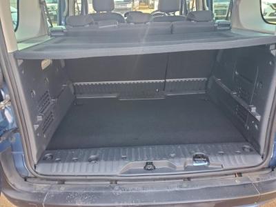 �J���O�[�@�V�����Îԁ@���I�ȴ���ر�Ƒ�z����հè�è��Ť���{���ɰ�̔��Ԃ�5�����߂�ݸް�1.2L�������޴ݼ�݂��ޭ�ٸׯ���6��AT������́������ײ���ޱ���ٰ�޺��۰ف��ω��J���ޯ��ޱ�ق���߼�݂́���ذ����پ��TV���ޯ���ׁ�ETC�Ȃǂ��t���Ă��܂�!