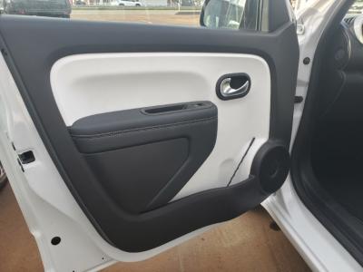 �g�D�C���S�@�V�����Îԁ@R6�N11���Ŕ̔��I����󏭂ȷ���޽TOP������STOP�t900cc���޴ݼ�݂�6��AT�𓋍ڂ���R���WLTC17.4km/L��J������¸�݂́��d������޽į�����١�����́���ڽ����Ĵ��݁��ٰ��C�����˰����16�����Ё�̫�ށ��ި���ڲ���ި����ޯ���ׁ���޳�ʰ���ޯ��Ű�����޴��ޯ�ށ���ײ�޼���׽��ETC�Ȃǡ