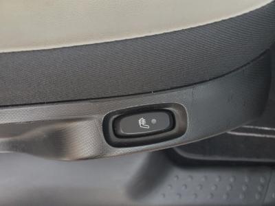 �g�D�C���S�@�V�����Îԁ@R6�N11���Ŕ̔��I����󏭂ȷ���޽TOP������STOP�t900cc���޴ݼ�݂�6��AT�𓋍ڂ���R���WLTC17.4km/L��J������¸�݂́��d������޽į�����١�����́���ڽ����Ĵ��݁��ٰ��C�����˰����16�����Ё�̫�ށ��ި���ڲ���ި����ޯ���ׁ���޳�ʰ���ޯ��Ű�����޴��ޯ�ށ���ײ�޼���׽��ETC�Ȃǡ