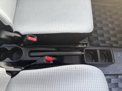 Ag@VÎԁ@8ڱĂ͐60kgyʉݸSTOPCVTƴނ̗̍pȂǂŤ޿ݎNo.1̒R37.0km/LéڽABSESPh~^]ȼ˰ق߼݂́CD߂ȂǂtĂ܂!