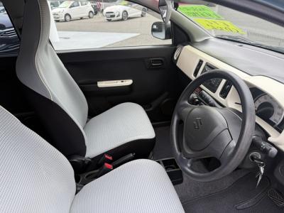 �A���g�@�V�����Îԁ@8��ڱ�Ă͐����60kg���y�ʉ�������ݸ�STOP��CVT�ƴ�����ނ̗̍p�ȂǂŤ4WD�ł���R��33.2km/L��������e�́���ڽ��ABS��ESP������h�~��4WD�Ԃ����́����ļ��˰������ܲ�߰�ق���߼�݂́�ڰ�ް��ڰ���߰ā�CD���߁�ETC���t���Ă��܂��B