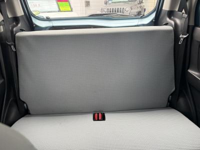 �A���g�@�V�����Îԁ@8��ڱ�Ă͐����60kg���y�ʉ�������ݸ�STOP��CVT�ƴ�����ނ̗̍p�ȂǂŤ4WD�ł���R��33.2km/L��������e�́���ڽ��ABS��ESP������h�~��4WD�Ԃ����́����ļ��˰������ܲ�߰�ق���߼�݂́�ڰ�ް��ڰ���߰ā�CD���߁�ETC���t���Ă��܂��B