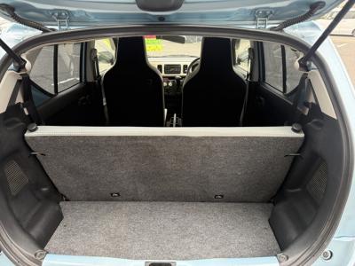 �A���g�@�V�����Îԁ@8��ڱ�Ă͐����60kg���y�ʉ�������ݸ�STOP��CVT�ƴ�����ނ̗̍p�ȂǂŤ4WD�ł���R��33.2km/L��������e�́���ڽ��ABS��ESP������h�~��4WD�Ԃ����́����ļ��˰������ܲ�߰�ق���߼�݂́�ڰ�ް��ڰ���߰ā�CD���߁�ETC���t���Ă��܂��B