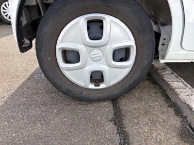 �A���g�@�V�����Îԁ@8��ڱ�Ă͐����60kg���y�ʉ�������ݸ�STOP��CVT�ƴ�����ނ̗̍p�ȂǂŤ4WD�ł���R��33.2km/L��������e�́���ڽ��ABS��ESP������h�~��4WD�Ԃ����́����ļ��˰������ܲ�߰�ق���߼�݂́�ڰ�ް��ڰ���߰ā�CD���߂��t���Ă��܂��B