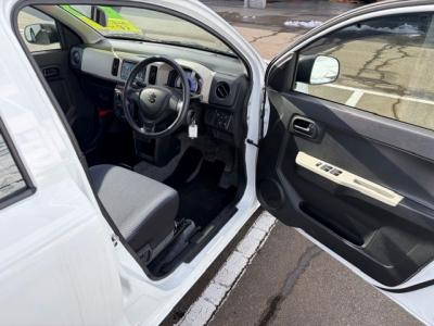 �A���g�@�V�����Îԁ@8��ڱ�Ă͐����60kg���y�ʉ�������ݸ�STOP��CVT�ƴ�����ނ̗̍p�ȂǂŤ4WD�ł���R��33.2km/L��������e�́���ڽ��ABS��ESP������h�~��4WD�Ԃ����́����ļ��˰������ܲ�߰�ق���߼�݂́�ڰ�ް��ڰ���߰ā�CD���߂��t���Ă��܂��B