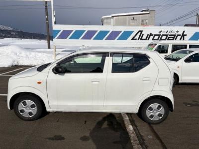 �A���g�@�V�����Îԁ@8��ڱ�Ă͐����60kg���y�ʉ�������ݸ�STOP��CVT�ƴ�����ނ̗̍p�ȂǂŤ4WD�ł���R��33.2km/L��������e�́���ڽ��ABS��ESP������h�~��4WD�Ԃ����́����ļ��˰������ܲ�߰�ق���߼�݂́�ڰ�ް��ڰ���߰ā�CD���߂��t���Ă��܂��B