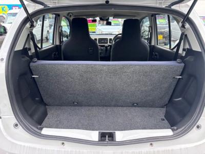 �A���g�@�V�����Îԁ@8��ڱ�Ă͐����60kg���y�ʉ�������ݸ�STOP��CVT�ƴ�����ނ̗̍p�ȂǂŤ4WD�ł���R��33.2km/L��������e�́���ڽ��ABS��ESP������h�~��4WD�Ԃ����́����ļ��˰������ܲ�߰�ق���߼�݂́�ڰ�ް��ڰ���߰ā�CD���߂��t���Ă��܂��B