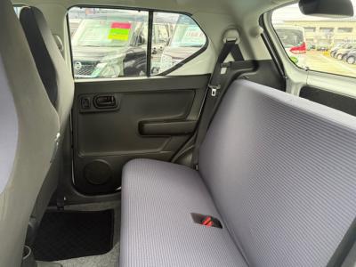 Ag@VÎԁ@8ڱĂ͐60kgyʉݸSTOPCVTƴނ̗̍pȂǂŤ4WDłR33.2km/LéڽABSESPh~4WDԂ́ļ˰ܲ߰ق߼݂́ڰްڰ߰āCD߁ETCںtĂ܂BsȂ10000km!