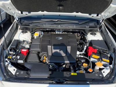 �N���X�g���b�N�@�V�����Îԁ@R4�N9���ɏo��XV�̌�p�ԡʲ��د�ނ�e-BOXER�ŔR��WLTC15.8km/L������́�3��ױ����(ڰ�ް��ڰ��ڰ�ް�ٰ��)��LEDͯ��ײā����ذ&�߯���������17�����Ё����AC������ټ�ā�̫�ނق����߼�݂́�11.6�������پ��TV&360�����&�ñ�ݸ�˰��&F���˰��37�9���~��ETC��OP�װ���߰��ܲĕt��!