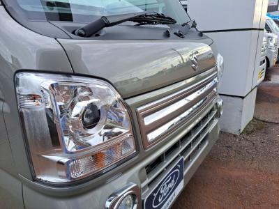 �L�����B�g���b�N�@�V�����Îԁ@7��ڷ�ب�ׯ���R���4WD�Ԃ�19.6km/L�����1�Őؑւ��\���߰����4WD��ŏ㋉��ڰ�ނŁ���޷���è��߰�(�ޭ�ٶ����ڰ���͂ݏo���x��ESP������h�~�ABS����ײ�)����ܰ����ށ���ڽ�ق���߼�݂́�CD���߁��ޱ�޲�ް�����ϯĂȂǂ𑕔��