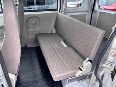 �G�u���B�@�V�����Îԁ@5��ڴ��ب��݂�4���������ߡR4�N4����ϲ��݂ű����STOP���t���R���WLTC19.2km/L�Ɍ������݂ЂƂő��s�����ؑ։\���߰����4WD������́���ܽÁ����݁��W���ޱۯ���AMFM׼޵����ܲ�߰����ײ�޼���׽�ق���߼�݂́����ϯĂȂǂ��t���Ă��܂��