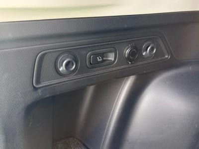 �t�H���X�^�[�@�V�����Îԁ@H30�N����������ݼޡ�V�݂�ʲ��د�����ق�2L�ݼ�݂�Ӱ����CVT�ŔR���WLTC14.0km/L������́������(ڰ�ް��ڰ��ڰ�ް�ٰ��C)��LEDͯ��ײā�18�����Ё�F��ܰ���&˰���ق���߼�݂́�8�������پ��TV&�ޯ���ׁ���ܰ�ޯ��ޱ��ETC�Ȃǂ��t���Ă��܂�!