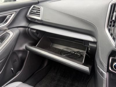 �t�H���X�^�[�@�V�����Îԁ@H30�N����������ݼޡ�V�݂�ʲ��د�����ق�2L�ݼ�݂�Ӱ����CVT�ŔR���WLTC14.0km/L������́������(ڰ�ް��ڰ��ڰ�ް�ٰ��C)��LEDͯ��ײā�18�����Ё�F��ܰ���&˰���ق���߼�݂́�STi��ہ���ܰ�ޯ��ޱ��8�������پ��TV���ޯ���ׁ�ETC���t���Ă��܂�!