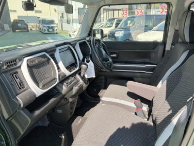 �n�X���[�@�V�����Îԁ@�ŏ㋉��ڰ�ނ�X����4WD!ϲ���ʲ��د�ނ�CVT�ŔR���WLTC20.8km/L������́���޷���è��߰�(ڰ�ް��ڰ���O��딭�i�h�~)��LEDͯ��ײ�&̫�ށ����ļ��˰����6��߰�������ذ&�߯�����ā����AC��15�����Ђق���߼�݂́�9�������پ��TV���S����������ׂȂǂ��t���Ă��܂�!