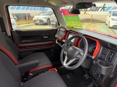 �n�X���[�@�V�����Îԁ@R2�N��������ݼނ���2���ʽװ!�V�^CVT��ϲ���ʲ��د�ނ��̗p���R���WLTC23.4km/L��㋉��ڰ��X�ɂ́���޷���è��߰�(ڰ�ް��ڰ�)��LEDͯ��ײ�&̫�ށ����ļ��˰����15�����Ё�6��߰�������ذ&�߯�����ā����AC�ق���߼�݂́���ذ����پ��TV&�ޯ���ׁ�ETC���t���Ă��܂��