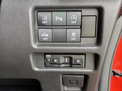 �n�X���[�@�V�����Îԁ@R2�N��������ݼނ���2���ʽװ!�V�^CVT��ϲ���ʲ��د�ނ��̗p���R���WLTC23.4km/L��㋉��ڰ��X�ɂ́���޷���è��߰�(ڰ�ް��ڰ�)��LEDͯ��ײ�&̫�ށ����ļ��˰����15�����Ё�6��߰�������ذ&�߯�����ā����AC�ق���߼�݂́���ذ����پ��TV&�ޯ���ׁ�ETC���t���Ă��܂��