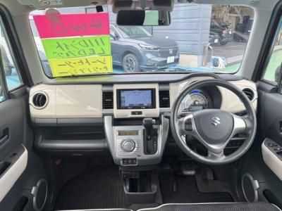 �n�X���[�@�V�����Îԁ@�۽���ް���قő�˯�!CVT�Ʊ����STOP�ŔR���30.4km/L�X�ɑւ��㋉��ڰ�ނ�J�ɂ́��ޭ�ٶ����ڰ���߰ā��ި������ײā�LED̫�ށ����ذ&�߯�����������Ĵ��݁����ļ��˰����˰���ޱ�װ��ESP������h�~�����E�Ɨ��ײ���Լ�ĂȂǂ̂ق���߼�݂́���ذ���1���TV&�ޯ���ׁ�ETC���t���Ă��܂��