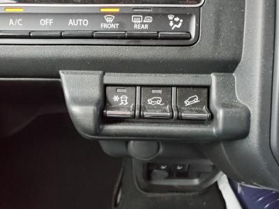 �n�X���[�@�V�����Îԁ@ϲ���ʲ��د�ނƐV�^CVT��4WD�ł��R���WLTC23.4km/L�R6�N5����ϲŰ��ݼނ��đS�ԁ�LEDͯ��ײĂ𑕔������ق�����޷���è��߰�(ڰ�ް��ڰ��ڰ�ް�ٰ��C)�����ذ&�߯�����ā����AC�����ļ��˰�����d���i�[�ޱ�װ�Ȃǂ𑕔��