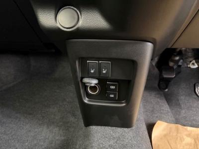 �n�X���[�@�V�����Îԁ@R2�N��������ݼނ���2���ʽװ!�V�^CVT��ϲ���ʲ��د�ނ��̗p���R���30.4km/L��㋉��ڰ��X�ɂ́���޷���è��߰�(ڰ�ް��ڰ���O��딭�i�h�~)��LEDͯ��ײ�&̫�ށ�15�����Ё����ļ��˰����6��߰�������ذ&�߯�����ā����AC�Ȃǂ𑕔����߼�ݶװ�̵���ٰ°��!