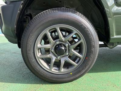 �W���j�[�@�V�����Îԁ@���ϑ��@�t���{�i�y�۶݂̼��ư�R3�N10����ϲ��݂��ā������STOP���t���R���WLTC14.3km/L�Ɍ��㡍ŏ㋉��ڰ�ނŁ���޷���è��߰�(ڰ�ް��ڰ�)��LEDͯ��ײ�&̫�ށ����AC��16�����Ё����ذ&�߯�����ā��ٰ��C�����ļ��˰���Ȃǂ��t���Ă��܂��