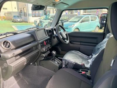 �W���j�[�@�V�����Îԁ@���ϑ��@�t���{�i�y�۶݂̼��ư�R3�N10����ϲ��݂��ā������STOP���t���R���WLTC14.3km/L�Ɍ��㡍ŏ㋉��ڰ�ނŁ���޷���è��߰�(ڰ�ް��ڰ�)��LEDͯ��ײ�&̫�ށ����AC��16�����Ё����ذ&�߯�����ā��ٰ��C�����ļ��˰���Ȃǂ��t���Ă��܂��