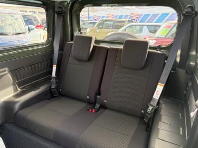 �W���j�[�@�V�����Îԁ@���ϑ��@�t���{�i�y�۶݂̼��ư�R3�N10����ϲ��݂��ā������STOP���t���R���WLTC14.3km/L�Ɍ��㡍ŏ㋉��ڰ�ނŁ���޷���è��߰�(ڰ�ް��ڰ�)��LEDͯ��ײ�&̫�ށ����AC��16�����Ё����ذ&�߯�����ā��ٰ��C�����ļ��˰���Ȃǂ��t���Ă��܂��