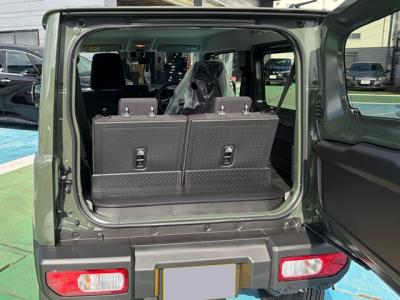 �W���j�[�@�V�����Îԁ@���ϑ��@�t���{�i�y�۶݂̼��ư�R3�N10����ϲ��݂��ā������STOP���t���R���WLTC14.3km/L�Ɍ��㡍ŏ㋉��ڰ�ނŁ���޷���è��߰�(ڰ�ް��ڰ�)��LEDͯ��ײ�&̫�ށ����AC��16�����Ё����ذ&�߯�����ā��ٰ��C�����ļ��˰���Ȃǂ��t���Ă��܂��