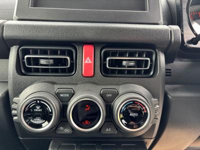 Wj[VG@VÎԁ@ϑ@t{i۶ݡR3N10ϲ݂āSTOPtRWLTC14.3km/LɌ㡍ŏ㋉ڰނŁ޷è߰(ڰްڰ)LEDͯײ&̫ށAC15Ёذ&߯āٰCļ˰ȂǂtĂ܂