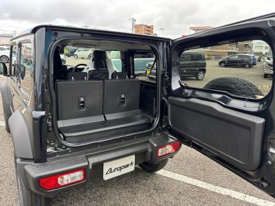 �W���j�[�V�G���@�V�����Îԁ@���ϑ��@�t���{�i�۶ݡR3�N10����ϲ��݂��ā������STOP���t���R���WLTC14.3km/L�Ɍ��㡍ŏ㋉��ڰ�ނŁ���޷���è��߰�(ڰ�ް��ڰ�)��LEDͯ��ײ�&̫�ށ����AC��15�����Ё����ذ&�߯�����ā��ٰ��C�����ļ��˰���Ȃǂ��t���Ă��܂��