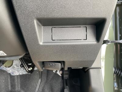 Wj[VG@VÎԁ@ϑ@t{i۶ݡR3N10ϲ݂āSTOPtRWLTC14.3km/LɌ㡍ŏ㋉ڰނŁ޷è߰(ڰްڰ)LEDͯײ&̫ށAC15Ёذ&߯āٰCļ˰ȂǂtĂ܂