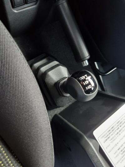 Wj[VG@VÎԁ@ϑ@t{i۶ݡR3N10ϲ݂āSTOPtRWLTC14.3km/LɌ㡍ŏ㋉ڰނŁ޷è߰(ڰްڰ)LEDͯײ&̫ށAC15Ёذ&߯āٰCļ˰ق߼݂́10.1پTVްްƯفϯׯ߂ȂǂtĂ܂