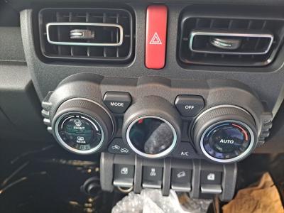�W���j�[�m�}�h�@�V�����Îԁ@