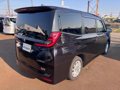 �����f�B�@�V�����Îԁ@R4�N8���ɏo��ɱ�̽�޷�šʲ��د�����قŔR���WLTC23.2km/L������́�ڰ�ް��ڰ�&ڰ�ް�ٰ��C��LEDͯ��ײā�16�����Ё����ذ&�߯�����ā�������ܰ�ײ���ޱ�Ȃǂ̂ق���߼�݂́�8�������پ��TV&�ޯ���ׁ��د���޳�������ETC���t���Ă��܂��