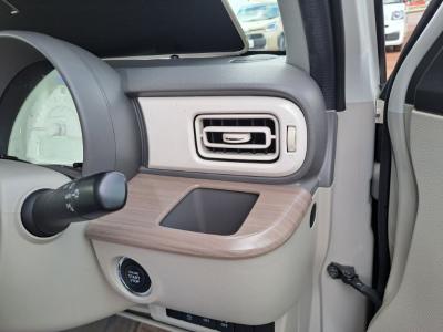 �A���g���p���@�V�����Îԁ@�㋉��ڰ��X��4WD�CVT�Ʊ����STOP�ɴ�����ނŔR���WLTC24.6km/L������́�ڰ�ް��ڰ���߰ā�LEDͯ��ײā����ļ��˰�����ɲ��t���AC��14�����Ё����ذ&�߯�����ā���ݶ��t�d���i�[�ޱ�װ��ESP������h�~�Ȃǂ��t���Ă��܂��