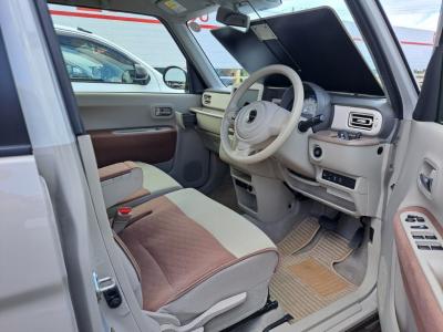 �A���g���p���@�V�����Îԁ@�㋉��ڰ��X��4WD�CVT�Ʊ����STOP�ɴ�����ނŔR���WLTC24.6km/L������́�ڰ�ް��ڰ���߰ā�LEDͯ��ײā����ļ��˰�����ɲ��t���AC��14�����Ё����ذ&�߯�����ā���ݶ��t�d���i�[�ޱ�װ��ESP������h�~�Ȃǂ��t���Ă��܂��