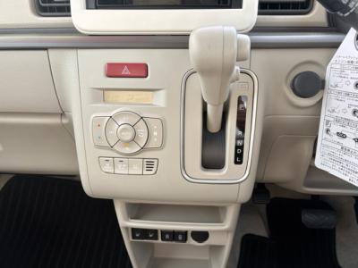 �A���g���p���@�V�����Îԁ@�ʐ����Ȃ�4WD�CVT�Ʊ����STOP�ɴ�����ނŔR���WLTC24.6km/L������́�ڰ�ް��ڰ���߰ā��ޯ��Ű��F���˰�������ذ&�߯�����������Ĵ��݁�˰���t�d���i�[�Ӻ��ޱ�װ��LEDͯ��ײā���ײ�޼���׽��ESP������h�~��CD���߂Ȃǂ��t���Ă��܂�!