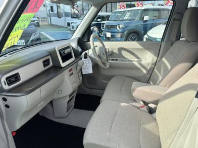 �A���g���p���@�V�����Îԁ@�ʐ����Ȃ�4WD�CVT�Ʊ����STOP�ɴ�����ނŔR���WLTC24.6km/L������́�ڰ�ް��ڰ���߰ā��ޯ��Ű��F���˰�������ذ&�߯�����������Ĵ��݁�˰���t�d���i�[�Ӻ��ޱ�װ��LEDͯ��ײā���ײ�޼���׽��ESP������h�~��CD���߂Ȃǂ��t���Ă��܂�!