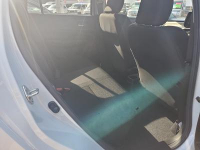 �X�C�t�g�@�V�����Îԁ@R5�N12������������ݼޡRJC����޻޲԰2025��ܡCVT�ŔR���WLTC23.4km/L��������e�́��ޭ�پݻ��ڰ���߰ćU(ڰ�ް��ڰ��ڰ�ް�ٰ��C)��LEDͯ��ײā����AC��F���˰����16�����Ё���ݶ��t�d�i�ޱ�װ�����ذ&�߯��������Ȃǂ��t���Ă��܂�!