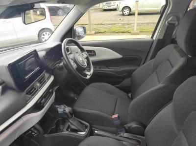 �X�C�t�g�@�V�����Îԁ@R5�N12������������ݼޡRJC����޻޲԰2025��ܡCVT�ŔR���WLTC23.4km/L��������e�́��ޭ�پݻ��ڰ���߰ćU(ڰ�ް��ڰ��ڰ�ް�ٰ��C)��LEDͯ��ײā����AC��F���˰����16�����Ё���ݶ��t�d�i�ޱ�װ�����ذ&�߯��������ق���߼�݂́���ذ���&�ޯ���ׁ�ETC���t���Ă��܂�!