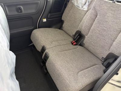 �X�y�[�V�A�@�V�����Îԁ@