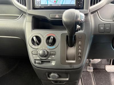 �\���I�@�V�����Îԁ@�������ި���ނ��قڕς�����100kg�y�ʉ����������Ԃ��g��1.2L�ޭ�ټު�Ĵݼ�݂�CVT�ŔR���24.8km/L�H30�N7�����灚��޷���è��߰�(�ޭ�ٶ��ڰ�ް��ڰ���딭�i�h�~��)���̗p������ܰ�ײ���ޱ�����ذ&�߯������������˰�����d���i�[�Ӻ��ޱ�װ��ESP������h�~�ق���߼�݂́���ذ����پ��TV&�ޯ���ׁ�ETC�t��!