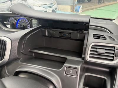 �\���I�@�V�����Îԁ@�������ި���ނ��قڕς�����100kg�y�ʉ����������Ԃ��g��1.2L�ޭ�ټު�Ĵݼ�݂�CVT�ŔR���24.8km/L�H30�N7�����灚��޷���è��߰�(�ޭ�ٶ��ڰ�ް��ڰ���딭�i�h�~��)���̗p������ܰ�ײ���ޱ�����ذ&�߯������������˰�����d���i�[�Ӻ��ޱ�װ��ESP������h�~�ق���߼�݂́���ذ����پ��TV&�ޯ���ׁ�ETC�t��!