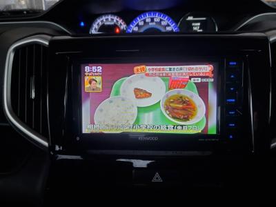 �\���I�@�V�����Îԁ@1.2L�ޭ�ټު�Ĵݼ�݂�CVT�ŔR���24.8km/L�R1�N7���ɏo�����ʎd�l�ԡ�������e�́��ޭ�ٶ����ڰ���߰ā�ڰ�ް�ٰ��C�����޴��ޯ�ށ�������ܰ�ײ���ޱ�����ذ&�߯������������˰�����d���i�[�ޱ�װ��ESP������h�~�ق���߼�݂́���ذ����پ��TV&�ޯ���ׁ�ETC���t���Ă��܂�!