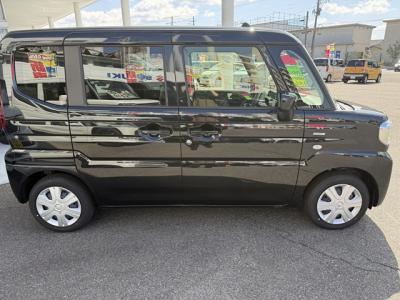 �X�y�[�V�A�@�V�����Îԁ@R5�N11������������ݼޡӰ�����s�\��ϲ���ʲ��د�ނŔR���WLTC22.4km/L��㋉��ڰ��X�ɂ͌y���́�������հ��ׯ��(�����)�⁚�ޭ�پݻ��ڰ���߰ćU���ޯ��Ű����ގ�������ڰ���������ܰ�ײ���ޱ������ڰ����F���˰����۰ٻݼ���ށ�LEDͯ��ײā����ذ&�߯�����������Ĵ��݂Ȃǂ��t���Ă��܂��