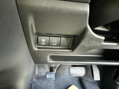 �X�y�[�V�A�@�V�����Îԁ@R5�N11������������ݼޡӰ�����s�\��ϲ���ʲ��د�ނŔR���WLTC22.4km/L��㋉��ڰ��X�ɂ͌y���́�������հ��ׯ��(�����)�⁚�ޭ�پݻ��ڰ���߰ćU���ޯ��Ű����ގ�������ڰ���������ܰ�ײ���ޱ������ڰ����F���˰����۰ٻݼ���ށ�LEDͯ��ײā����ذ&�߯�����������Ĵ��݂Ȃǂ��t���Ă��܂��