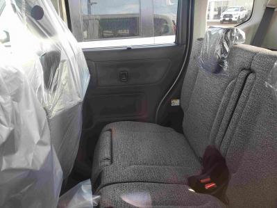 �X�y�[�V�A�@�V�����Îԁ@R5�N11������������ݼޡӰ�����s�\��ϲ���ʲ��د�ނŔR���WLTC22.4km/L��㋉��ڰ��X�ɂ͌y���́�������հ��ׯ��(�����)�⁚�ޭ�پݻ��ڰ���߰ćU���ޯ��Ű����ގ�������ڰ���������ܰ�ײ���ޱ������ڰ����F���˰����۰ٻݼ���ށ�LEDͯ��ײā����ذ&�߯�����������Ĵ��݂Ȃǂ��t���Ă��܂��