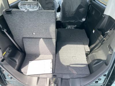 �X�y�[�V�A�@�V�����Îԁ@