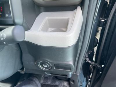 �X�y�[�V�A�@�V�����Îԁ@